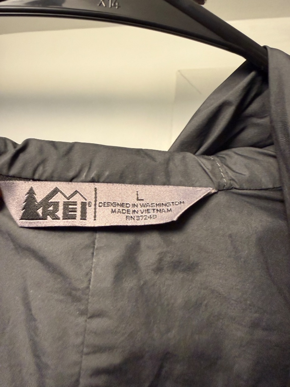 REI Black Puffer Coat size L Womens - Picture 2 of 3